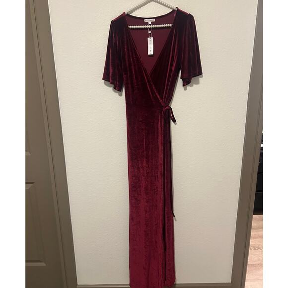 Baltic Born Dresses & Skirts - NEW Baltic Born Women's Size Large Dress Meghan Velvet Wrap Dress Dark Red Maxi
